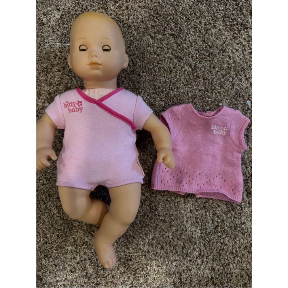 American Girl 15” Bitty Baby Doll Blonde Blue Eyes Sleepy Eyes + 4 Outfits - Picture 9 of 14